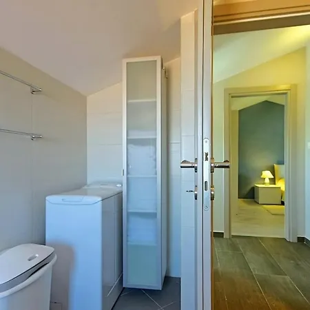 Casa * Žbandaj
